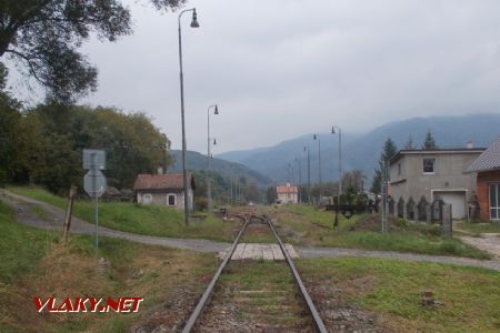 Kokava nad Rimavicou, Začiatok koľajiska stanice zo smeru Zlatno (Poltár); 25.09.2019 © Michal Čellár