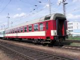 30.04.2005 - České Budějovice: rekonstruovaný přípojný vůz 042.001-8 odstavený u depa