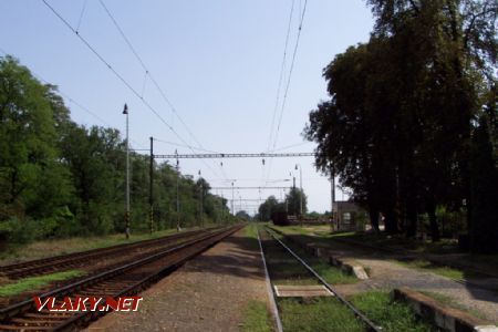 Koľajisko stanice, pohľad smer Hurbanovo; 24.8.2007 © Miroslav Sekela