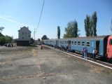 Celkový pohled na stanici Ohat-Pusztakócs během křižování osobních vlaků	30.9.2011	. © Tomáš Kraus