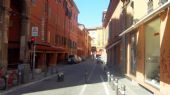 Bologna: Via dei Falegnami je jedna z typických uliček v centru města	16.8.2012	 © 	Jan Přikryl