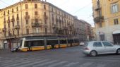 Milano: tramvaj typu Sirio od Ansaldo Bredy odbočuje na lince 9 do ulice Via Vigevano u nádraží Porta Genova	16.8.2012	 © 	Jan Přikryl