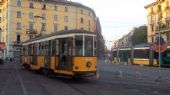 Milano: archaická tramvaj amerického původu z konce 20. let čeká na konečné linky 19 u nádraží Porta Genova	16.8.2012	 © 	Jan Přikryl