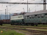 Mimoriadny historický vlak pred staničnou budovou, © Juraj Vítkovský