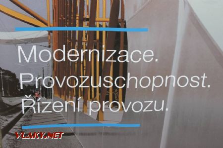 12.4.2017 - Modřice, areál SEE SŽDC: reklama na modernizaci © Karel Furiš