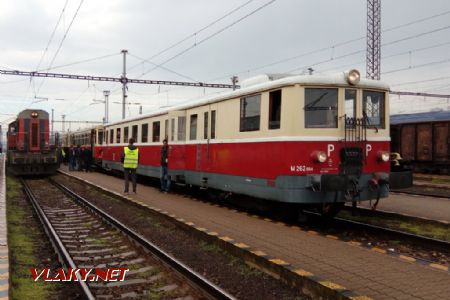 Poobedný vlak do Sečoviec a Humenného; Košice 22.4.2017 © Miroslav Sekela