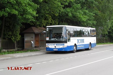 23.6.2017 - Potštejn: zastávka NAD směr Sopotnice s autobusem NAD MB Intouro © Dominik Havel