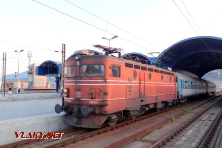 Skopje, lokomotiva ř. 441-0 s vlakem do Tabanovci, 10.4.2017 © Jiří Mazal