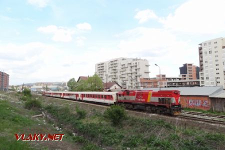 Priština, lokomotiva č.2620.016 s vlakem do Pejë, 15.4.2017 © Jiří Mazal