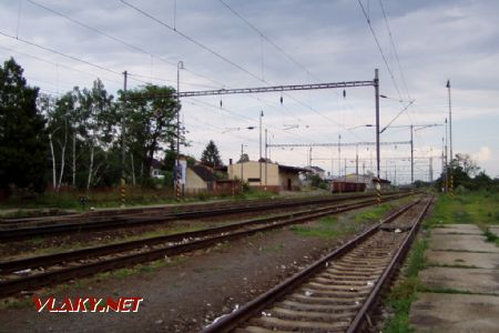 Koľajisko stanice, pohľad smer Trnava; 9.6.2006 © Miroslav Sekela