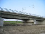 2 TK Pezinok - Šenkvice: mostík medzi estakádou a stanicou Šenkvice