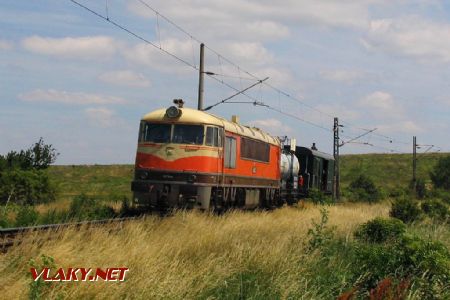 T679.019 s požiarnym vlakom na ceste z Rusoviec na Rendez pred Petržalkou