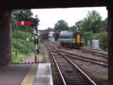 153.335 One Railway, samostatný motorový vozeň prechádza Reedhamom; 27.8.2005; M. Gono