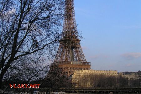 Eiffelova veža, 6.3.2005, © Ing. Martin Filo