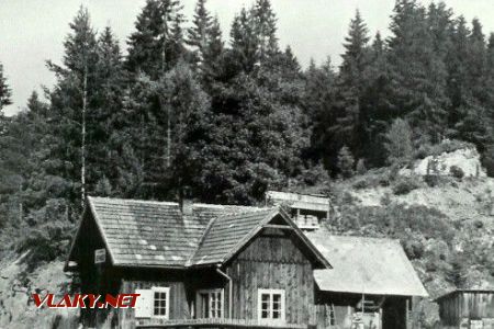 Stanica Benkovo kedysi dávno...  Staněk, O. – Čierny a Biely Váh