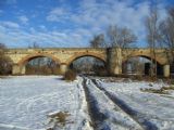 	Klenbová časť Marcheggského viaduktu - stredná časť, viditeľné pôvodné piliere, 21.1.2006, © Tomáš Gerčák