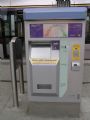 Dublin - Luas: automat na predaj cestovných lístkov Luas, 17.04.2006