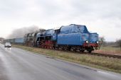 Akce Karpaty, nezvyklá sestava lokomotiv za Brodem 3.3. 2007 © Milan Vojtek
