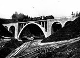 skúška telgártskeho viaduktu © Stavba jednokolejné hlavní dráhy Červená Skala - Margecany, Praha 1936