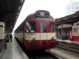 07.04.2007 - Olomouc hl.n.: ''krokodýl'' 851.020-8 s vozem 020.202-8 čeká na další výkon © PhDr. Zbyněk Zlinský