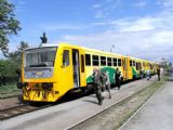 13.05.2006 - Stochov: 814.002-2/914.002-1 + 914.001-3/814.001-4 jako Sp 1895 Rakovník - Praha Masarykovo n. © PhDr. Zbyněk Zlinský