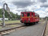 23.06.2007 - Lužná u Rak.: M 131.1386 najíždí před staniční budovu © PhDr. Zbyněk Zlinský