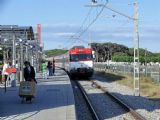 02.06.2007 - Santa Susanna: přijíždí dvojice jednotek řady 447 jako vlak Blanes - L'Hospitalet de Llobregat © PhDr. Zbyněk Zlinský