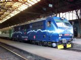 23.10.2004 - Praha hl.n.: 151.001-5 v čele IC 501 ''Ostravan'' do Bohumína © PhDr. Zbyněk Zlinský