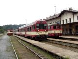 28.07.2007 - Hanušovice: 843.021-7 odjíždí se Sp 3512/1702 Krnov - Olomouc hl. n. © PhDr. Zbyněk Zlinský