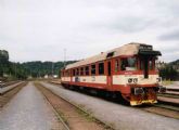 28.7.2007 - Hanušovice: 854.013 v čele Os20067 © Radek Hořínek