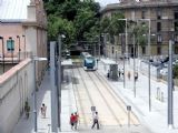 10.06.2007 - Barcelona: tramvaj Alstom Citadis č. 17 odjíždí z konečné Ciutadella/Vila Olímpica © PhDr. Zbyněk Zlinský