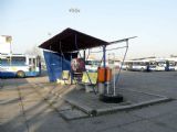 28.03.2007 - Hradec Králové: autobusové nádraží u Koruny, přístřešek pro cestující © PhDr. Zbyněk Zlinský