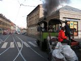 Kouřící Karolínka projíždí kolem Kouřícího králíka, 22.9.2007, © Jaroslav Škrdla