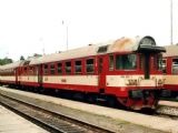 17.07.2002 - Jičín: 852.001-7 na vlaku do Hradce Králové © PhDr. Zbyněk Zlinský  