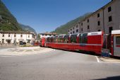 Tirano- Bernina Express na námestí. Leto 2007 © Tomáš Votava