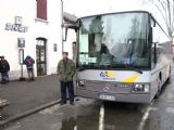 Oloron-Ste-Marie - žel. stanica, žel. autobus do Canfranc, 11.3.2006, © František Halčák