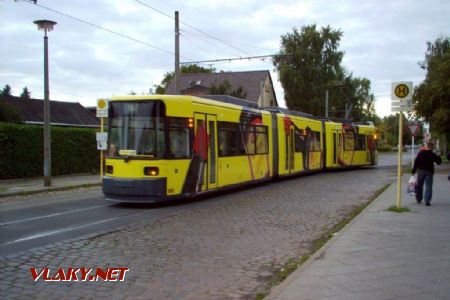 Berlin- tramvaj typu GT6N číslo 1012 BVG z roku 1997 na konečné linky M1 Rosenthal Nord. 01.09.2007© Ing. Jan Přikryl