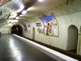 Paris- omšelá stanice metra Porte des Lilas pro linku 11. 02.09.2007© Ing. Jan Přikryl