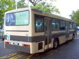 Zürich - prastarý autobus Mercedes s karoserií Hess soukromého dopravce z roku 1985 čeká na odjezd linky 910 od nádraží Tiefenbrunnen. 04.09.2007© Ing. Jan Přikryl