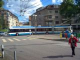 Zürich - dvoukloubový trolejbus, tzv. „Lighttram“ se otáčí na konečné linky 31 Hegibachplatz. 04.09.2007© Ing. Jan Přikryl