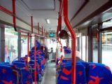 Na naše poměry je sice interiér kloubového Neoplanu  Engandinbus luxusní, ve Švýcarsku je to však standard. 05.09.2007© Ing. Jan Přikryl