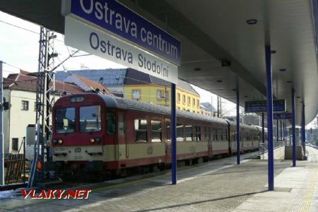 Zastávka Ostrava centrum dne 23.11.2007 © Karel Furiš