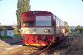 15.06.2006 - Zborovice: 810.180 na Os 13903/13904 © Václav Vyskočil