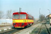 20.03.1993 - Milovice: 810.488 na Os 25606 © Václav Vyskočil