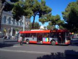 Roma- nejobvyklejší autobus ATAC, dieselové NP Iveco CityClass, ev.č. 3782 stojí před nádražím Termini. 07.09.2007© Ing. Jan Přikryl