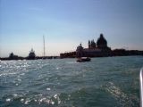 Venezia- pohled z lodi linky 1 směrem do laguny během pobytu v terminálu San Zaccaria . 09.09.2007© Ing. Jan Přikryl