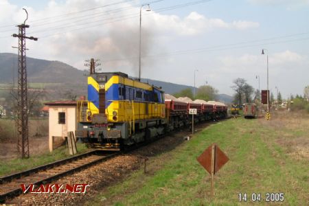 Vlak opúšťa Bystričany, © Miloš Melich
