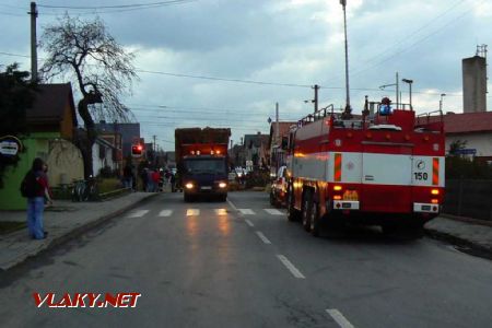 Střet vozu 843.028-2 na R 884 s kamionem ve Štítině 13.12.2007 © Karel Furiš