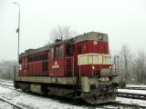 20.12.2007 - Stará Paka: 742.202-5 z okna 843.017-5 v čele R 982 Pardubice hl.n. - Liberec © PhDr. Zbyněk Zlinský