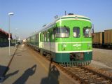 Podvečer v Hodoši, v popředí jednotka 711 SŽ od vlaku IC z Lublaně, v pozadí maďarský Bzmot na osobní vlak do Zalaegerszegu, 16.7.2007, © Aleš Svoboda